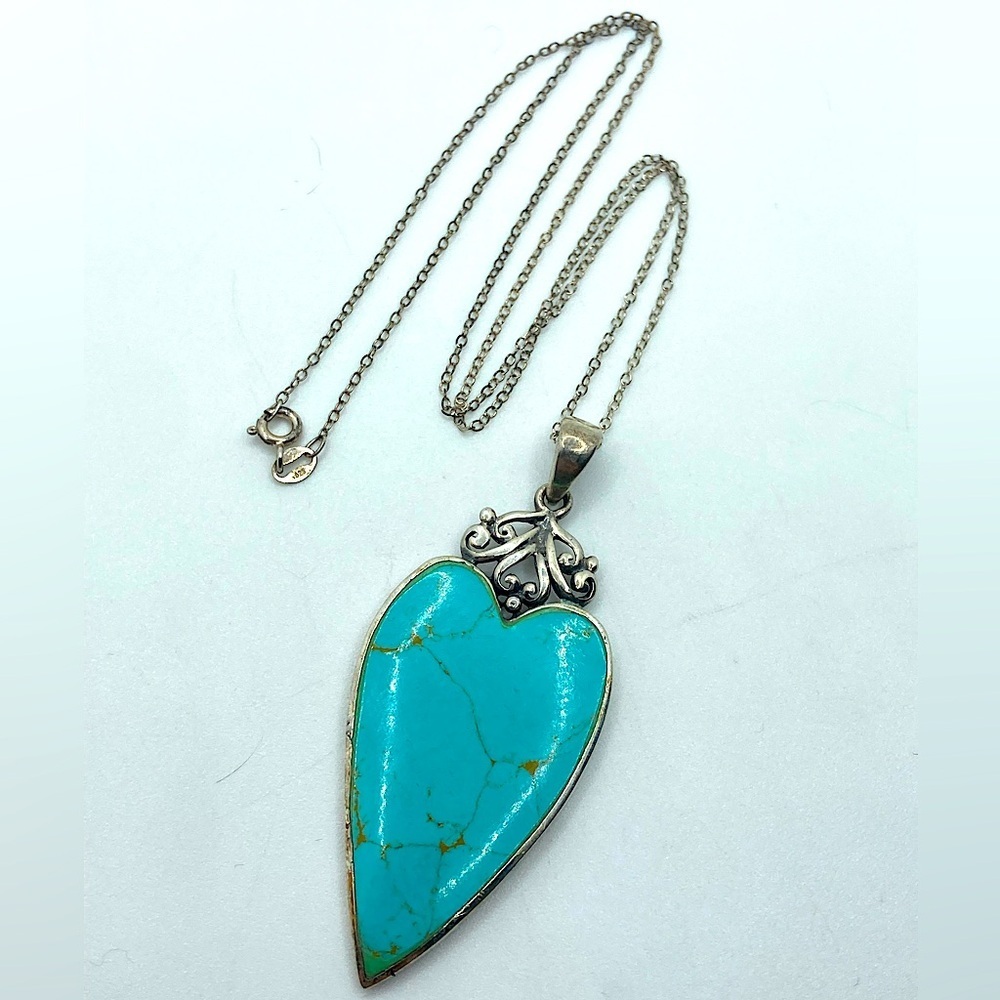 VTG Sterling Turquoise Heart Shaped Pendant w 925 Chain 18” + 2.5” 925 CFJ
